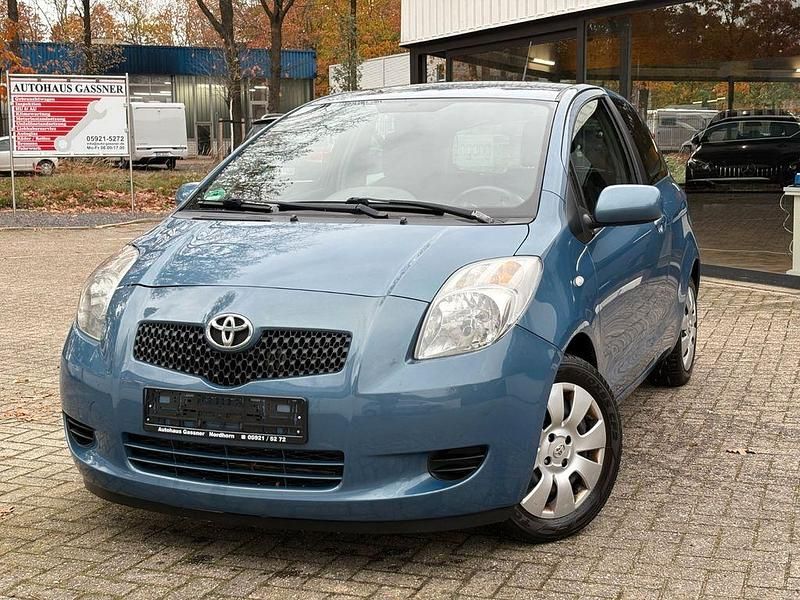 Blau Gebraucht 2008 Toyota Yaris Kleinwagen | 1.950 € (Fairer Preis) - Bild 1/4