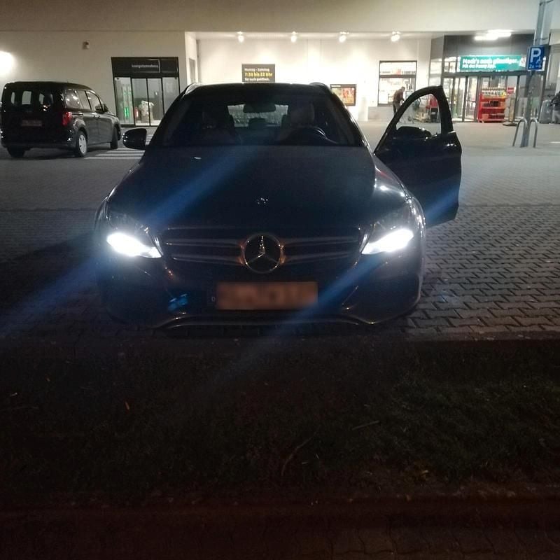 Gebraucht Mercedes C220 170 PS (125 kW) 2016 Grau Kombi