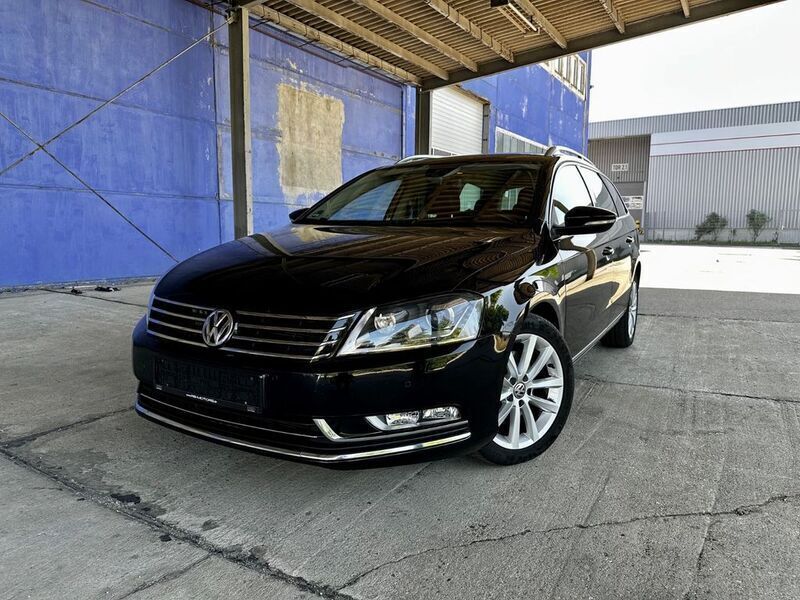 Schwarz Gebraucht 2013 VW Passat Highline Kombi | 9.900 € (Fairer Preis) - Bild 1/4