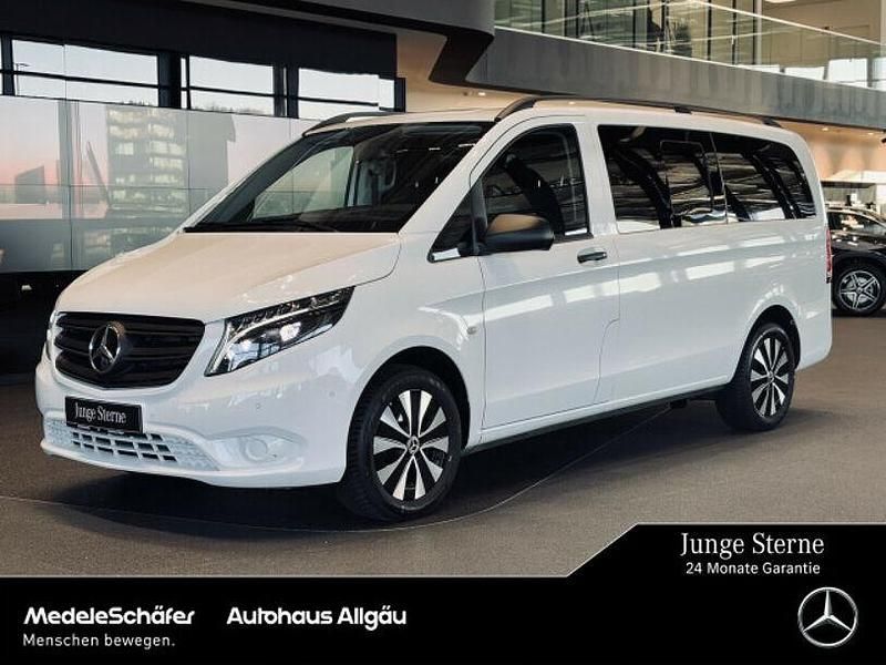 Arktikweiß Gebraucht 2023 Mercedes Vito Van / Kleinbus | 48.850 € - Bild 1/4
