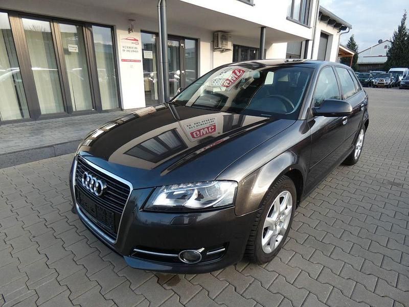 Gebraucht Audi A3 Ambition 140 PS (102 kW) 2011 Grau Kleinwagen
