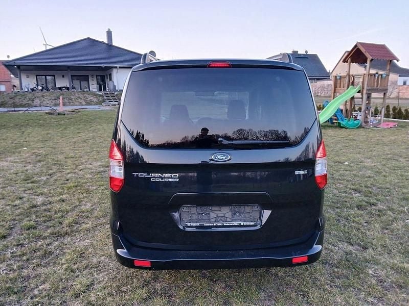 Gebraucht Ford Tourneo Courier Ambiente 101 PS (74 kW) 2014 Schwarz Van / Kleinbus
