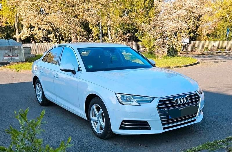 Gebraucht Audi A4 Ambiente 150 PS (110 kW) 2016 Weiß Limousine