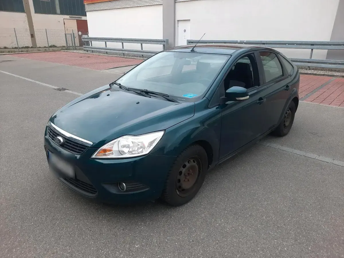 Gebraucht Ford Focus 101 PS (74 kW) 2008 Grün Kleinwagen