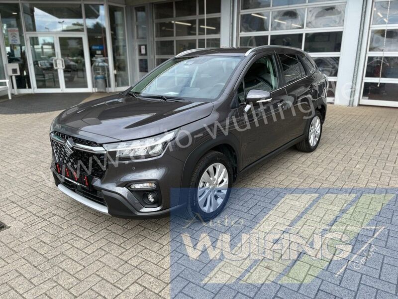 Grau Gebraucht 2023 Suzuki SX4 S-Cross Comfort SUV | 27.980 € (Fairer Preis) - Bild 1/4