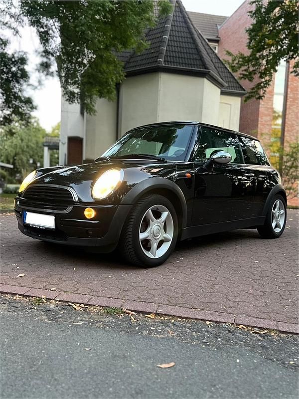 Schwarz Gebraucht 2003 Mini ONE Kleinwagen | 2.000 € (Fairer Preis) - Bild 1/4