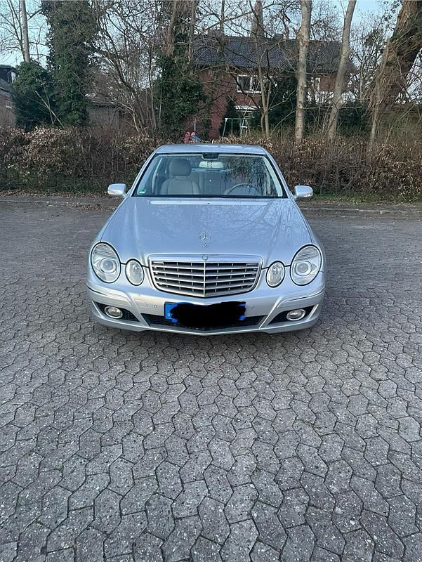 Gebraucht Mercedes E200 183 PS (134 kW) 2006 Limousine