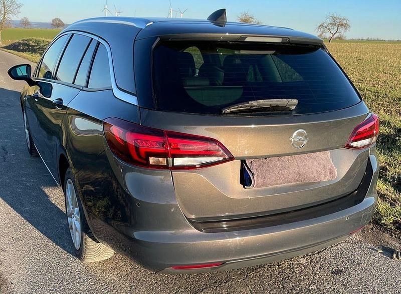 Gebraucht Opel Astra Innovation 136 PS (100 kW) 2016 Grau Kombi