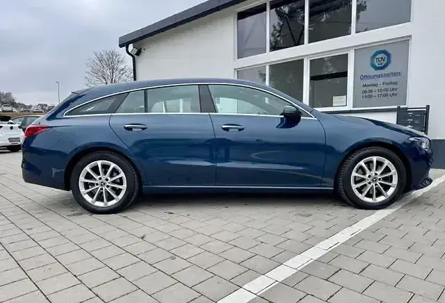 Gebraucht Mercedes CLA220 Progressive 190 PS (139 kW) 2022 Andere Coupé