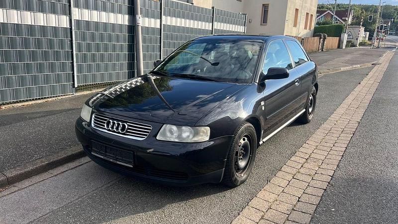 Schwarz Gebraucht 2001 Audi A3 Ambition Limousine | 799 € (Superpreis) - Bild 1/4
