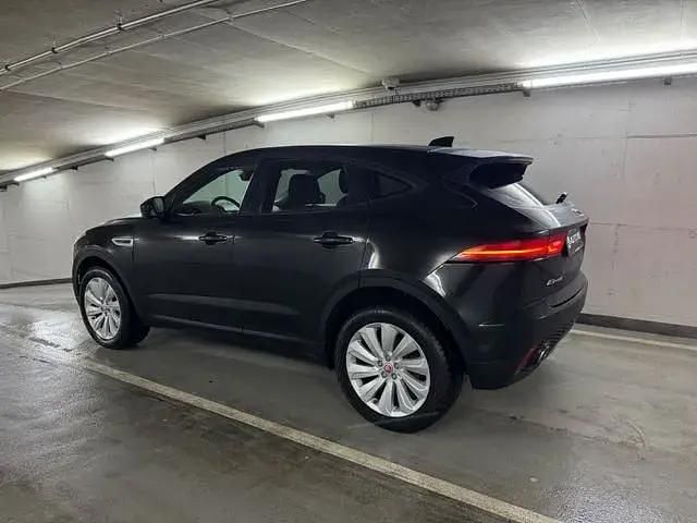 Second-hand Jaguar E-Pace SE 249 CP (183 kW) 2018 Negru SUV