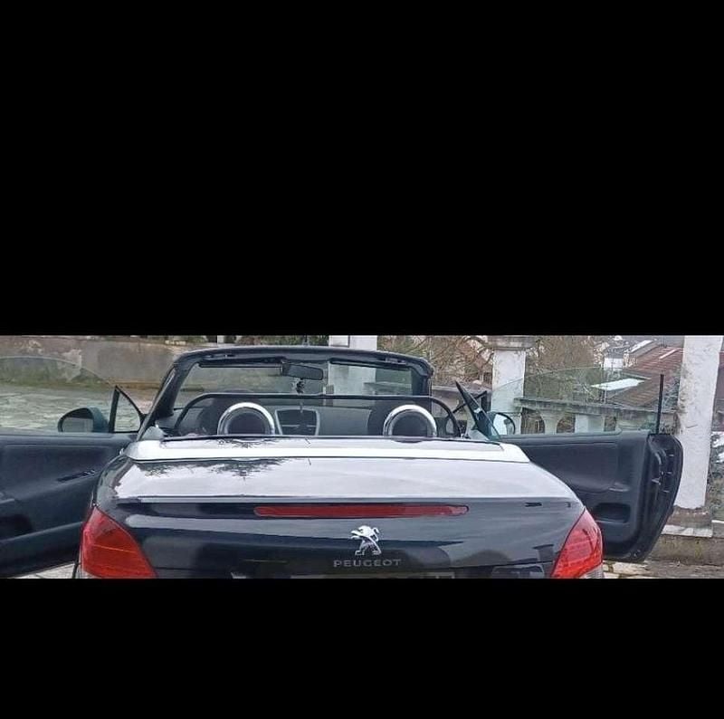 Gebraucht Peugeot 207 CC 120 PS (88 kW) 2013 Schwarz Cabrio