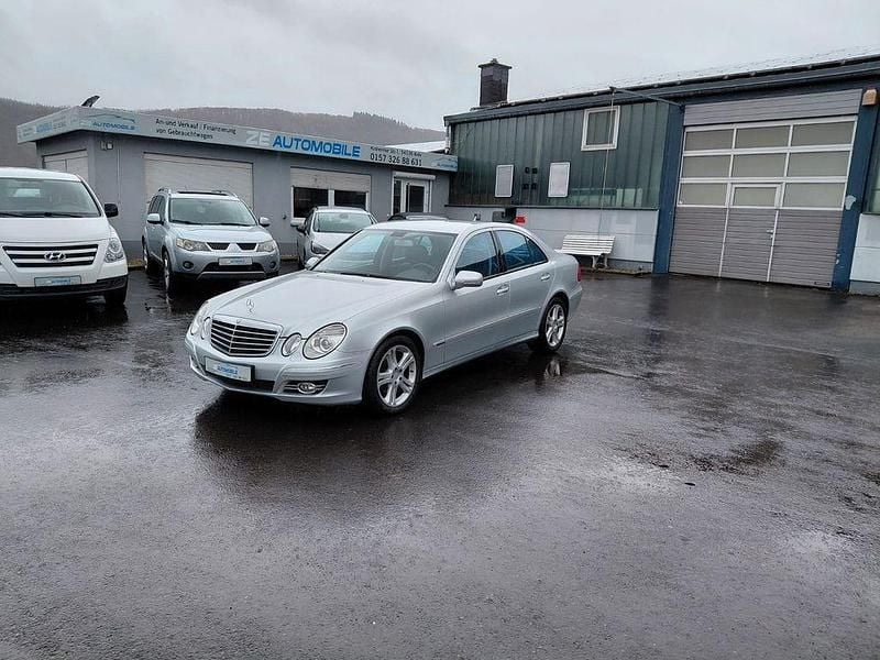 Gebraucht Mercedes E320 224 PS (164 kW) 2007 Silber Limousine