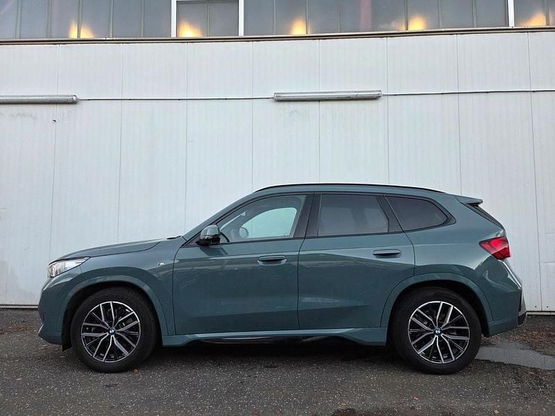 Grün Gebraucht 2023 BMW X1 M Sport SUV | 39.900 € (Superpreis) - Bild 1/4