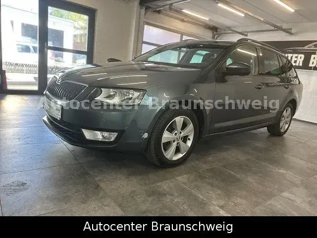 Usata Skoda Octavia Ambition 150 CV (110 kW) 2016 Grigio Station wagon