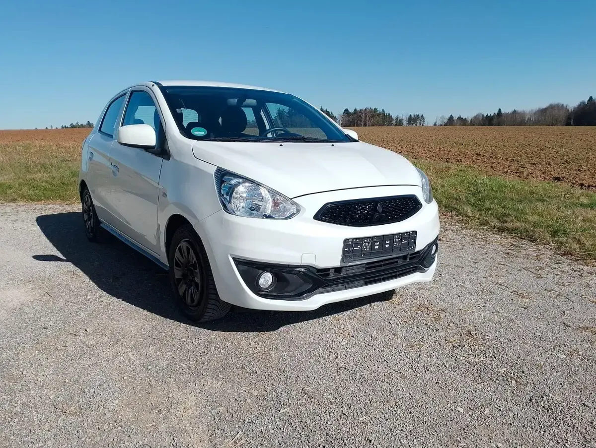 Gebraucht Mitsubishi Space Star 71 PS (52 kW) 2019 Weiß Kleinwagen