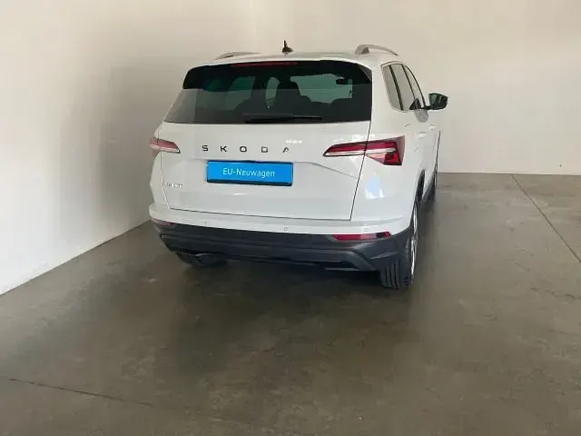 Gebraucht Skoda Karoq Selection 150 PS (110 kW) 2026 Weiß SUV