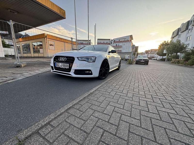 Weiß Gebraucht 2016 Audi A5 Coupé | 20.499 € (Superpreis) - Bild 1/4