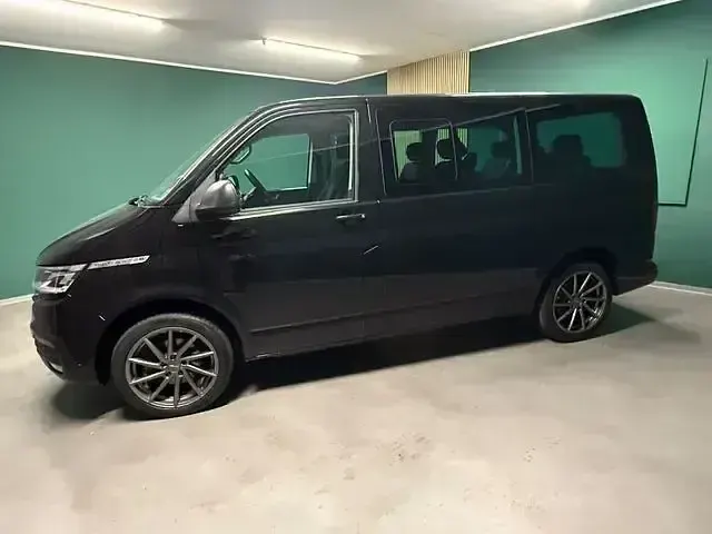 Gebraucht VW Multivan 150 PS (110 kW) 2020 Schwarz Van / Kleinbus