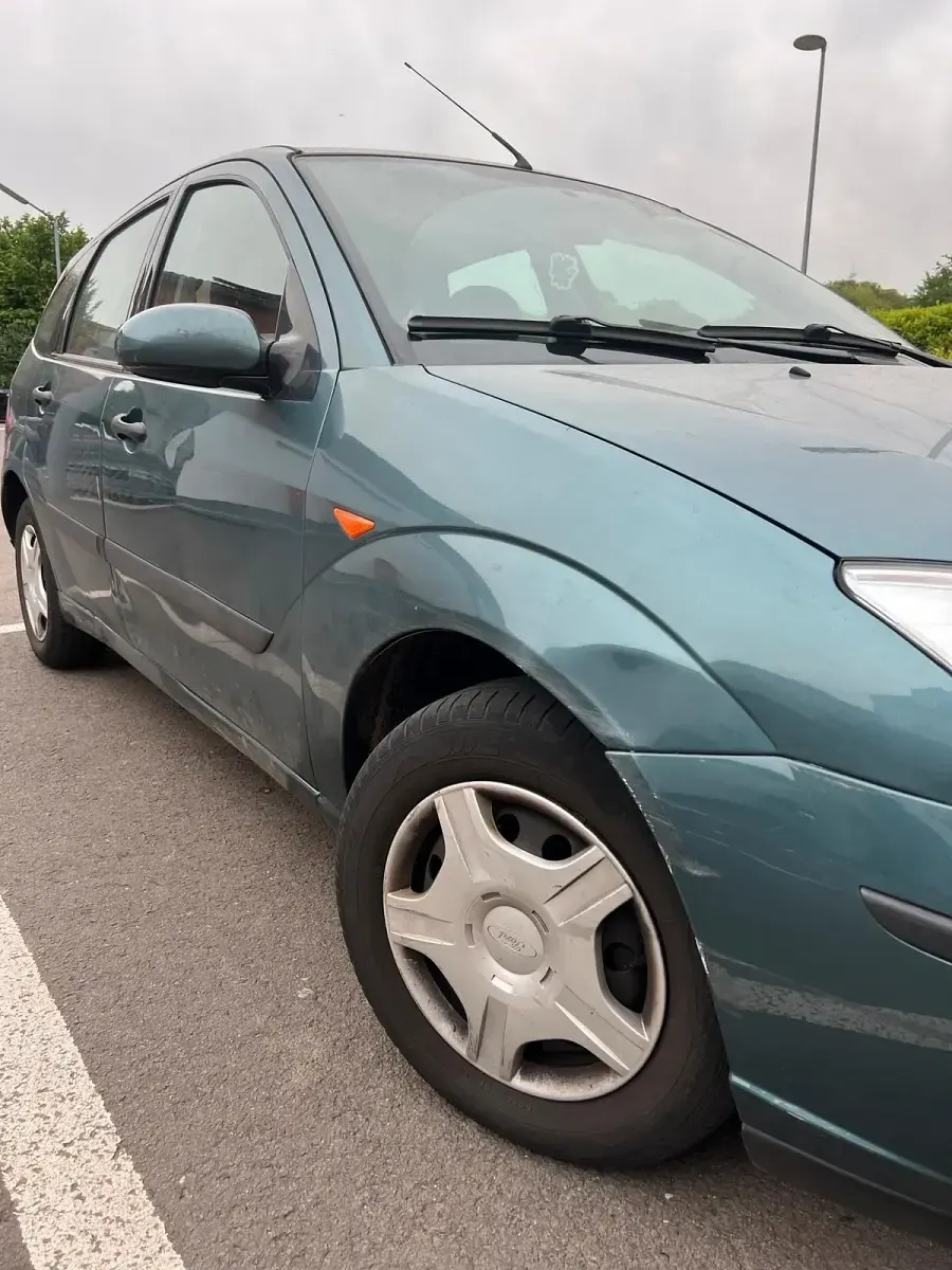Gebraucht Ford Focus 101 PS (74 kW) 2002 Grün Limousine