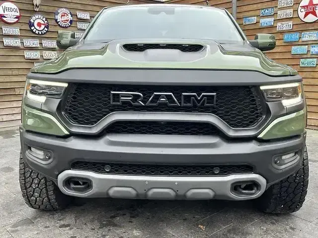 Gebraucht Dodge Ram 711 PS (522 kW) 2021 Grün Pickup