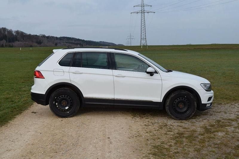 Gebraucht VW Tiguan Comfortline 150 PS (110 kW) 2017 Weiß SUV