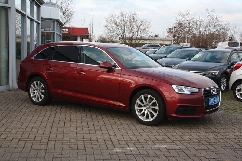 Rot Gebraucht 2019 Audi A4 Kombi | 19.950 € (Fairer Preis) - Bild 1/4