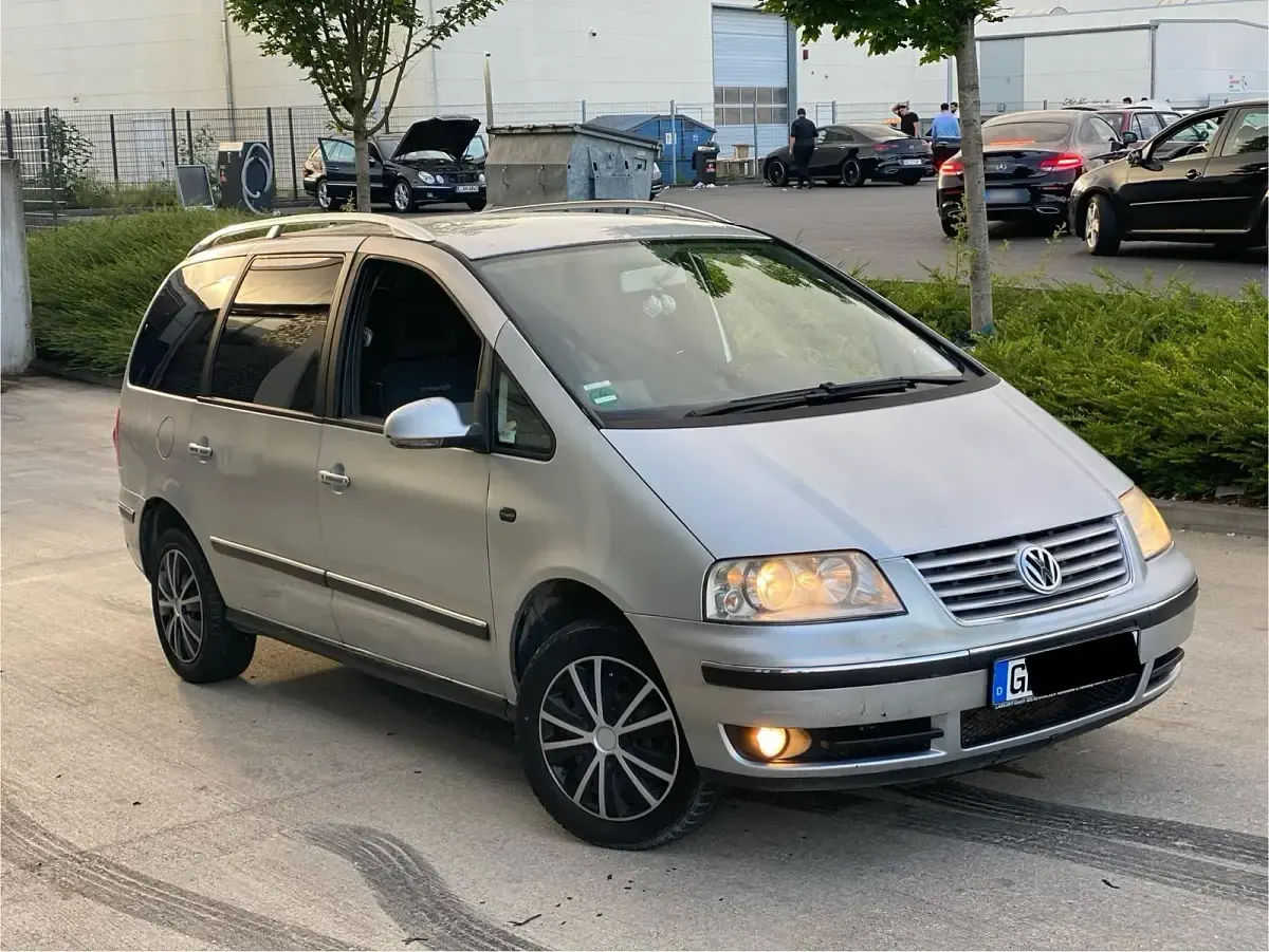 Gebraucht VW Sharan 131 PS (96 kW) 2006 Silber Van / Kleinbus