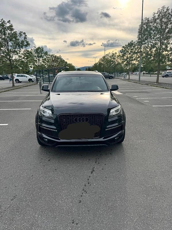 Schwarz Gebraucht 2010 Audi Q7 SUV | 10.500 € (Guter Preis) - Bild 1/4
