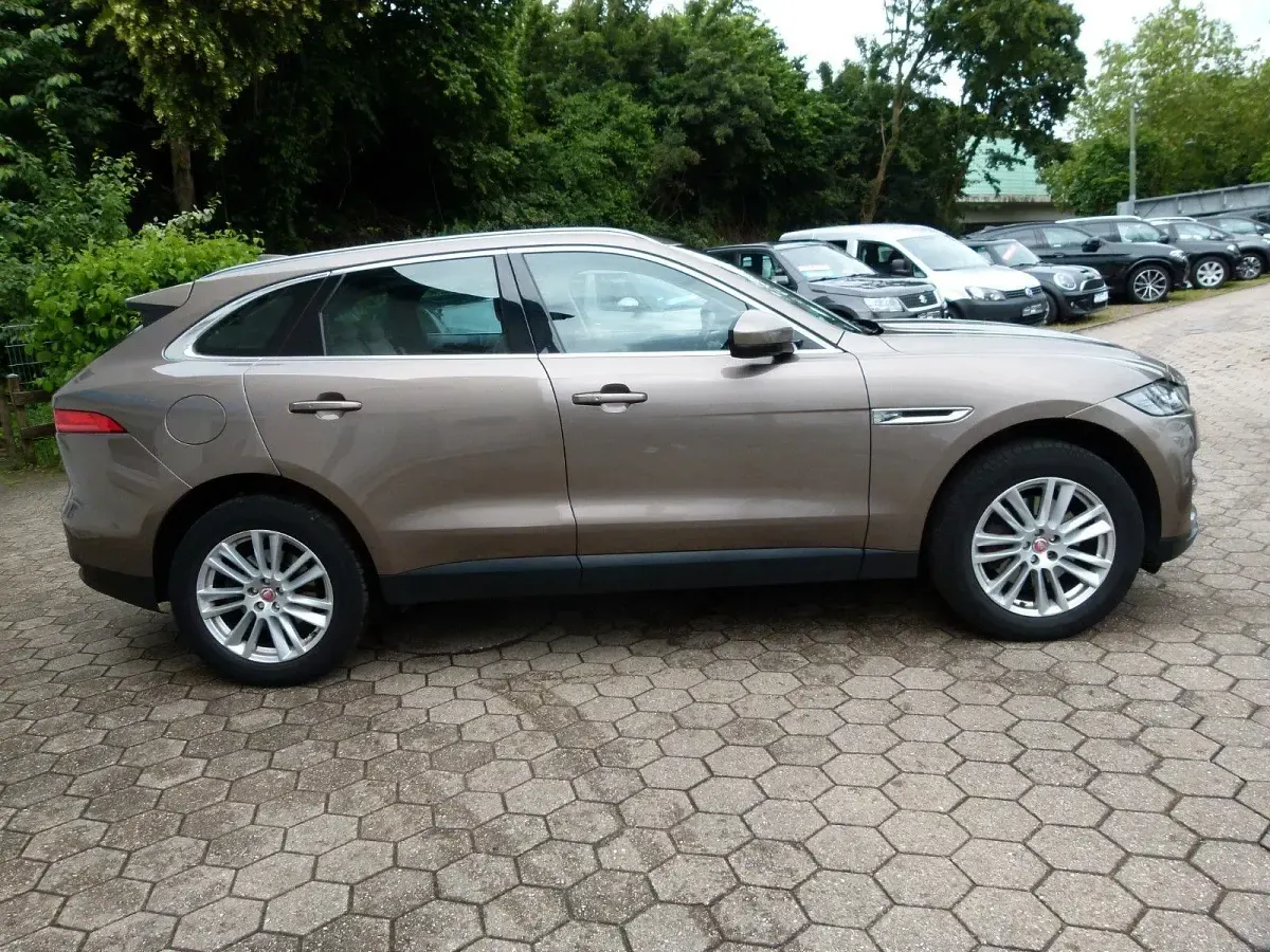 Gebraucht Jaguar F-Pace Prestige 179 PS (131 kW) 2016 SUV