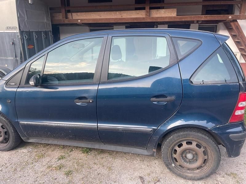 Gebraucht Mercedes A140 82 PS (60 kW) 2003 Blau Kleinwagen