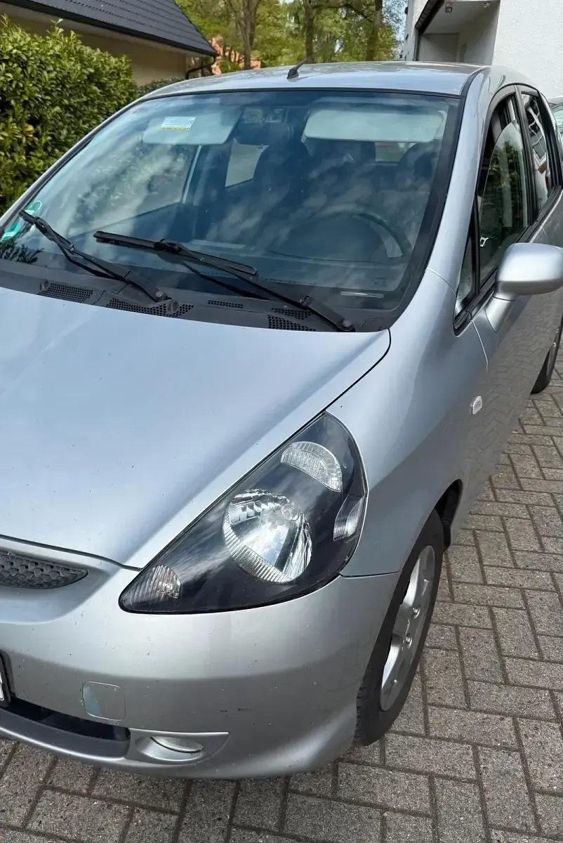 Gebraucht Honda Jazz 77 PS (56 kW) 2008 Silber Kleinwagen