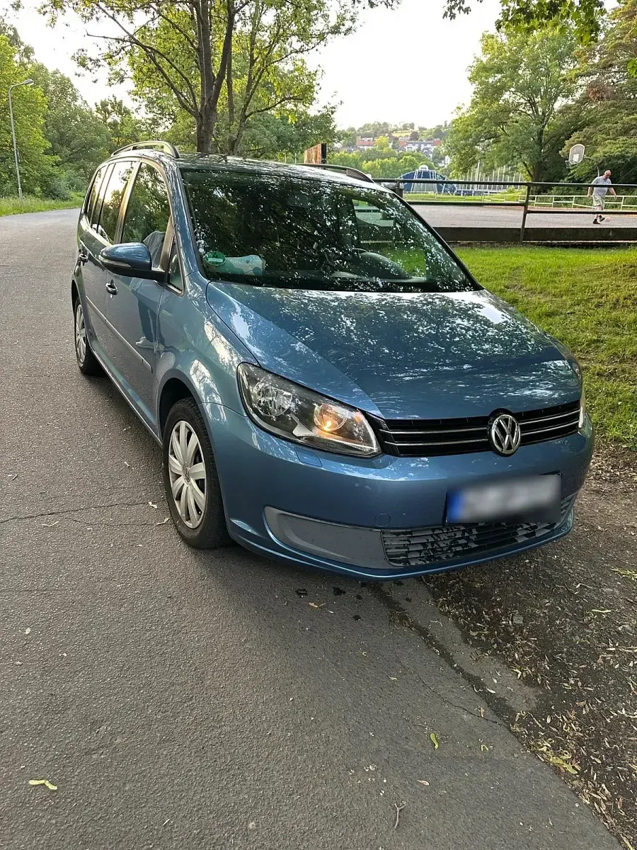 Gebraucht VW Touran 105 PS (77 kW) 2010 Blau Van / Kleinbus