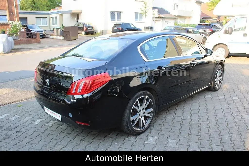 Gebraucht Peugeot 508 Allure 163 PS (119 kW) 2013 Schwarz Limousine
