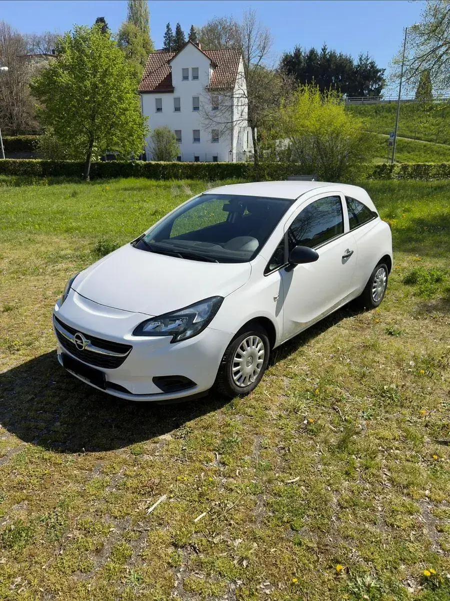 Gebraucht Opel Corsa Selection 70 PS (51 kW) 2017 Weiß Kleinwagen