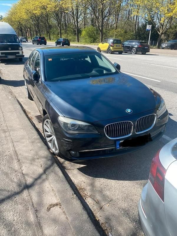 Gebraucht BMW 730 245 PS (180 kW) 2008 Grau Limousine