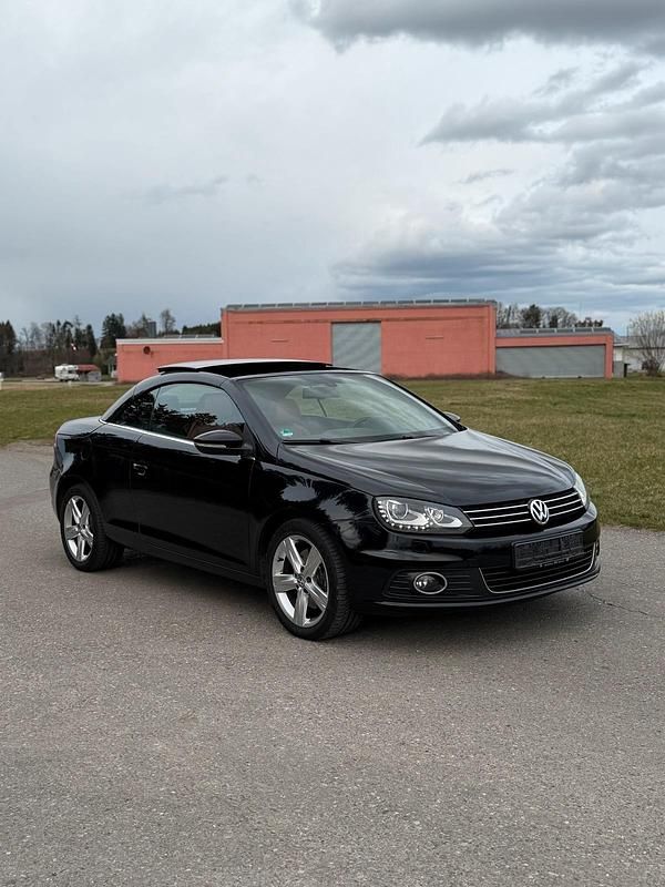 Second-hand VW Eos 211 CP (155 kW) 2012 Negru Cabrio