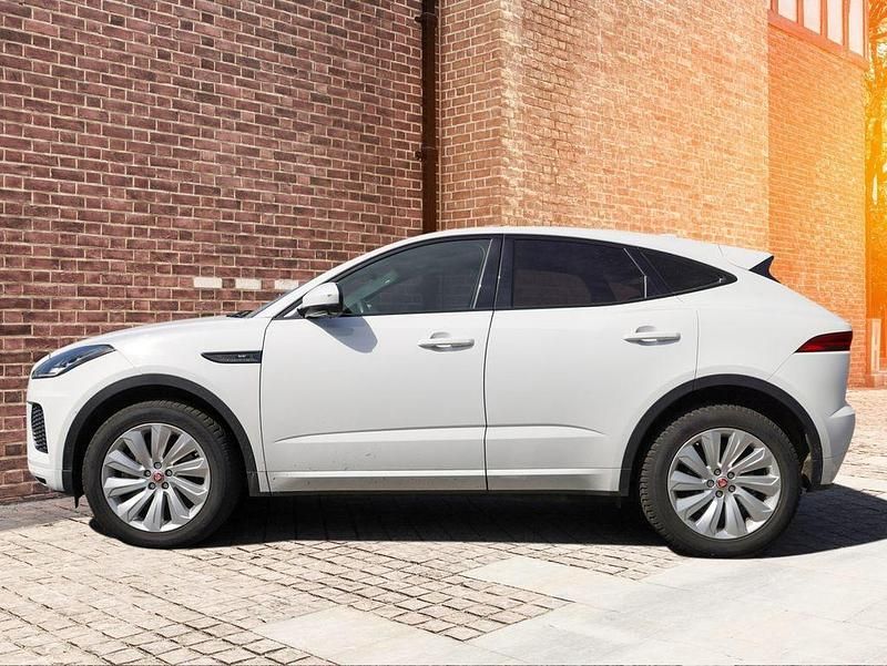 Second-hand Jaguar E-Pace SE 249 CP (183 kW) 2018 Alb SUV