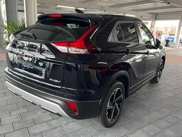 Gebraucht Mitsubishi Eclipse Cross Plus 188 PS (138 kW) 2024 Schwarz SUV