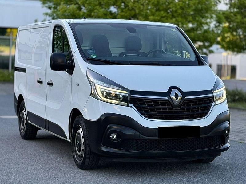 Gebraucht Renault Trafic 145 PS (106 kW) 2020 Weiß Van / Kleinbus