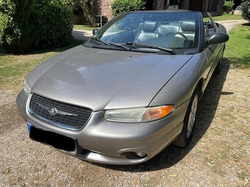 Silber Gebraucht 1999 Chrysler Stratus Cabrio | 1.700 € (Fairer Preis) - Bild 1/4