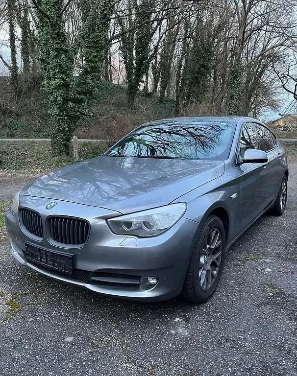 Gebraucht BMW 535 306 PS (225 kW) 2010 Grau Limousine