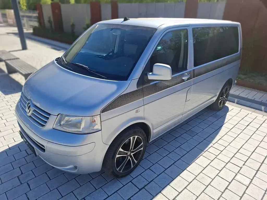 Second-hand VW T5 131 CP (96 kW) 2007 Argintiu Van