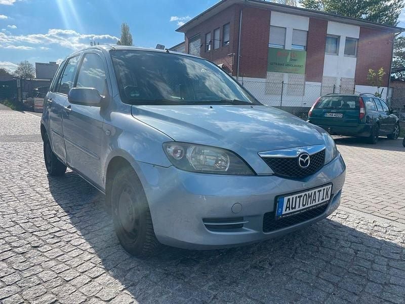 Usado Mazda 2 Active 80 HP (58 kW) 2005 Azul Citadino