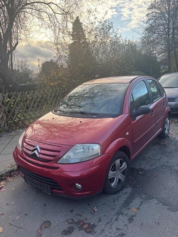 Rot Gebraucht 2008 Citroën C3 Kleinwagen | 650 € (Guter Preis) - Bild 1/4