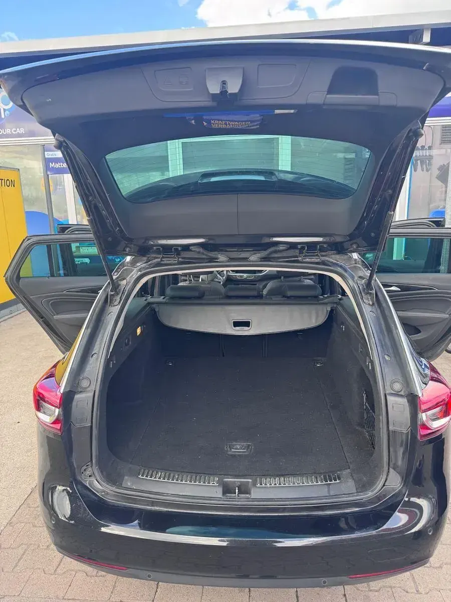 Gebraucht Opel Insignia Business 170 PS (125 kW) 2017 Schwarz Kombi