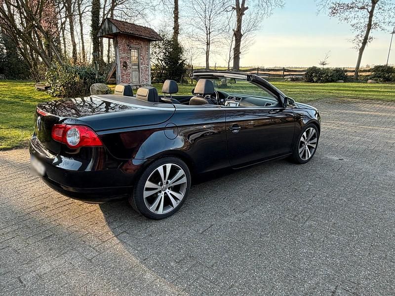 Gebraucht VW Eos 150 PS (110 kW) 2006 Schwarz Cabrio