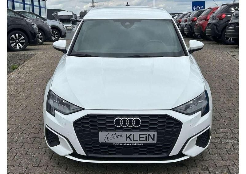 Gebraucht Audi A3 Sportback 110 PS (80 kW) 2021 Ibis weiss Kleinwagen