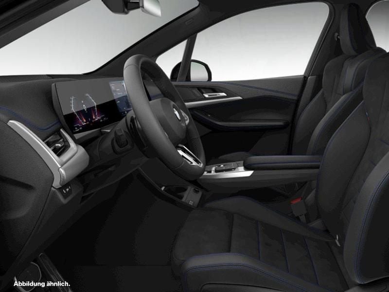 Gebraucht BMW 220 Active Tourer M Sport 150 PS (110 kW) 2025 Schwarz Van / Kleinbus