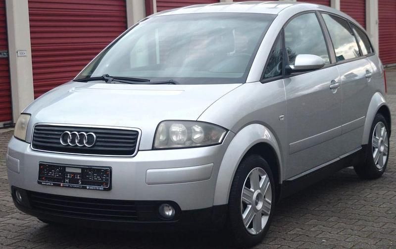 Gebraucht Audi A2 75 PS (55 kW) 2004 Silber Kleinwagen